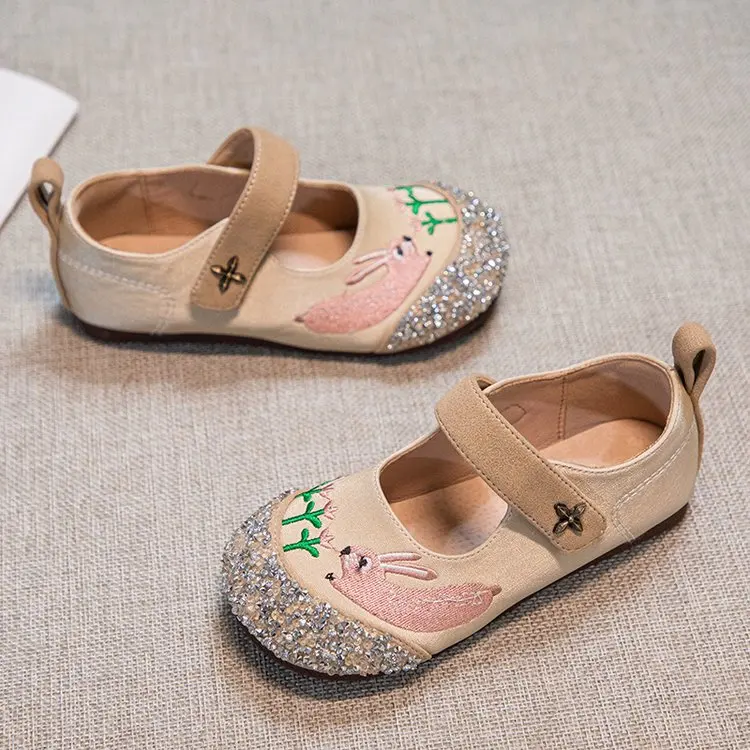 أحذية فتاة فاخرة حجر الراين شيك الأطفال أحذية من الجلد ربيع الخريف Bowknot الاطفال موضة الأميرة السببية أحذية مسطحة للحفلات