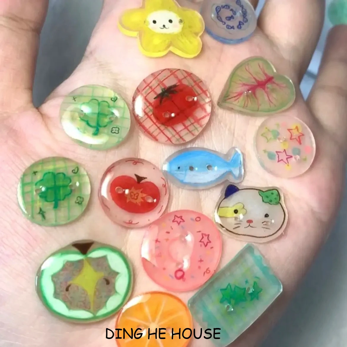 

28pc Dopamine Apple Acrylic Button Cute Colorful Simulation Pattern DIY Handmade Accessories Decoration Clothing Sewing