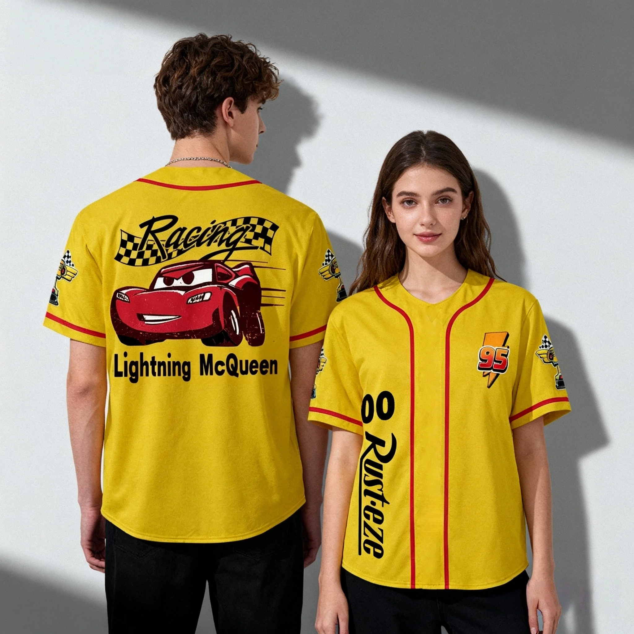 سيارات سلسلة الرسوم المتحركة ديزني: سترة بيسبول صيفية من Lightning McQueen كبيرة الحجم للسيدات والكبار والأطفال