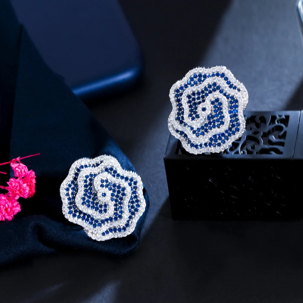 CWWZircons Kreative Ohrstecker mit großen Blumen aus grünem und rosarotem Zirkonia im Mikro-Pavé-Stil für Damen, schicker Schmuck für Hochzeiten und Partys E0810 – Detail 5