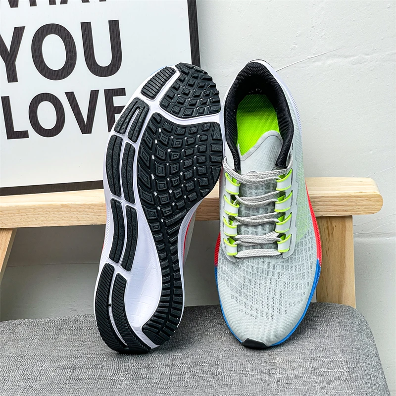 

The casual sports shoes designed stylishly by Brand N, model 550, are both sturdy and durable while maintaining elegance.