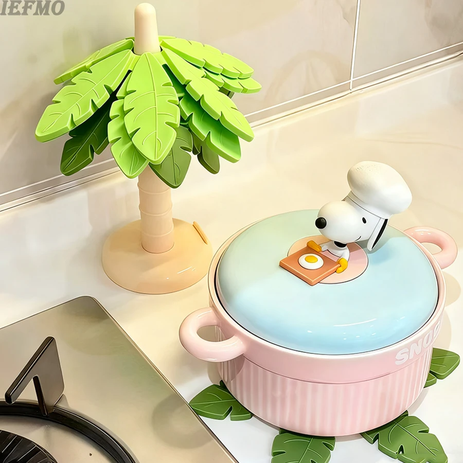 

5pcs/set Leaf Design Table Placement Mat Dual Use as Phone Stand Non-Slip Home Decor Christmas Gift Dining Accessories