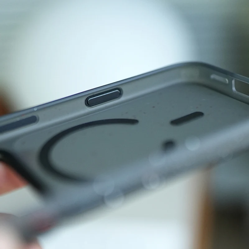Aktiver Touch-Kameraknopf für MagSafe Stoßfeste Hülle für iPhone 18Pro Max Air 17 18 Pro Durchscheinende Kabellose Lade-PC-Hülle – Detail 4