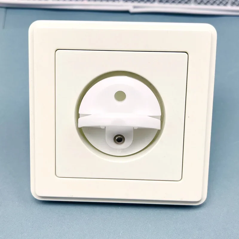 White Electrical Safety Socket Protective Cover Baby Care Safety Guard Protection Children Anti Electric Shock Rotate Protectors