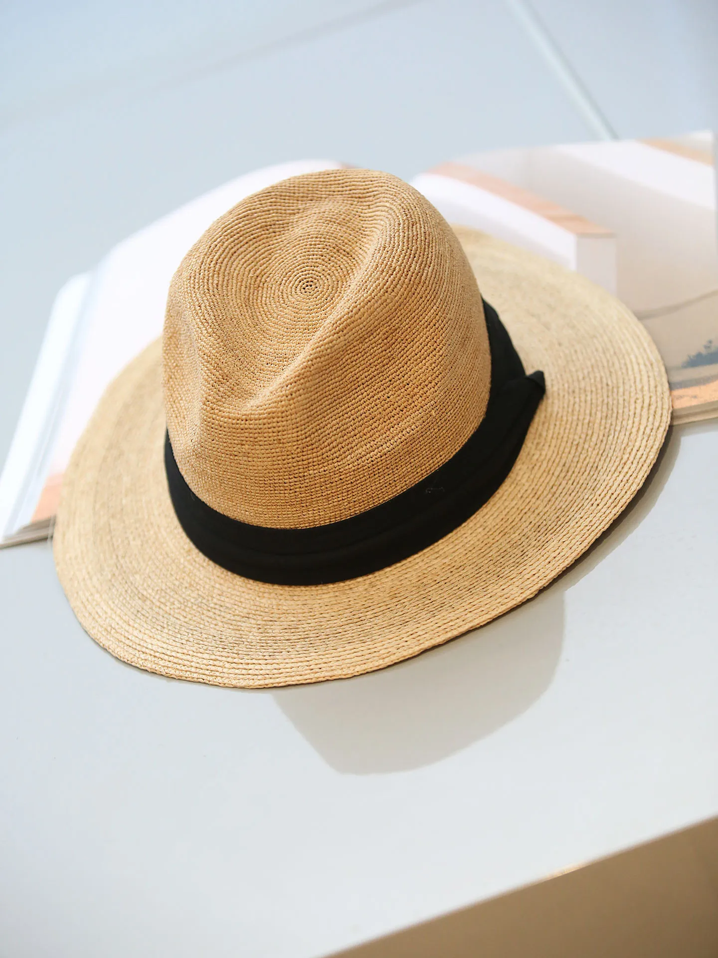 raffia-straw-hat-women's-summer-wide-brim-sun-protection-hat-vacation-casual-breathable-upf40-adjustable-cone-top-hat