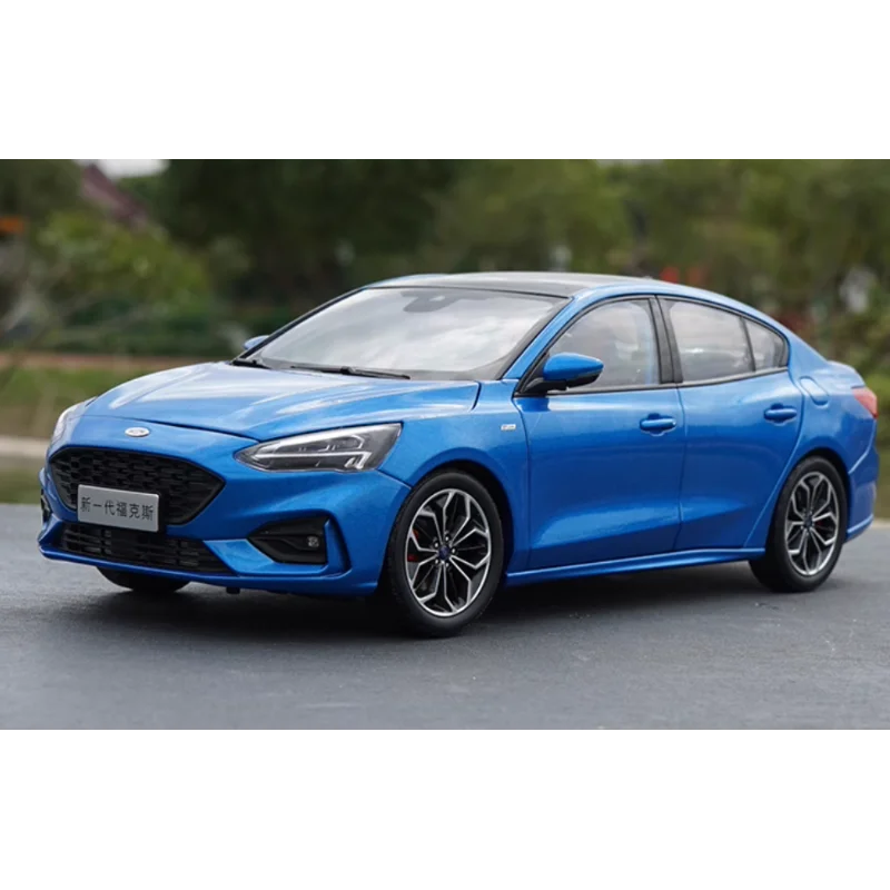 Diecast 1:18 Scale FORD FOCUS 2020 Alloy Vehicle Model Finished Simulation Collection Decoration Gift Toys Display