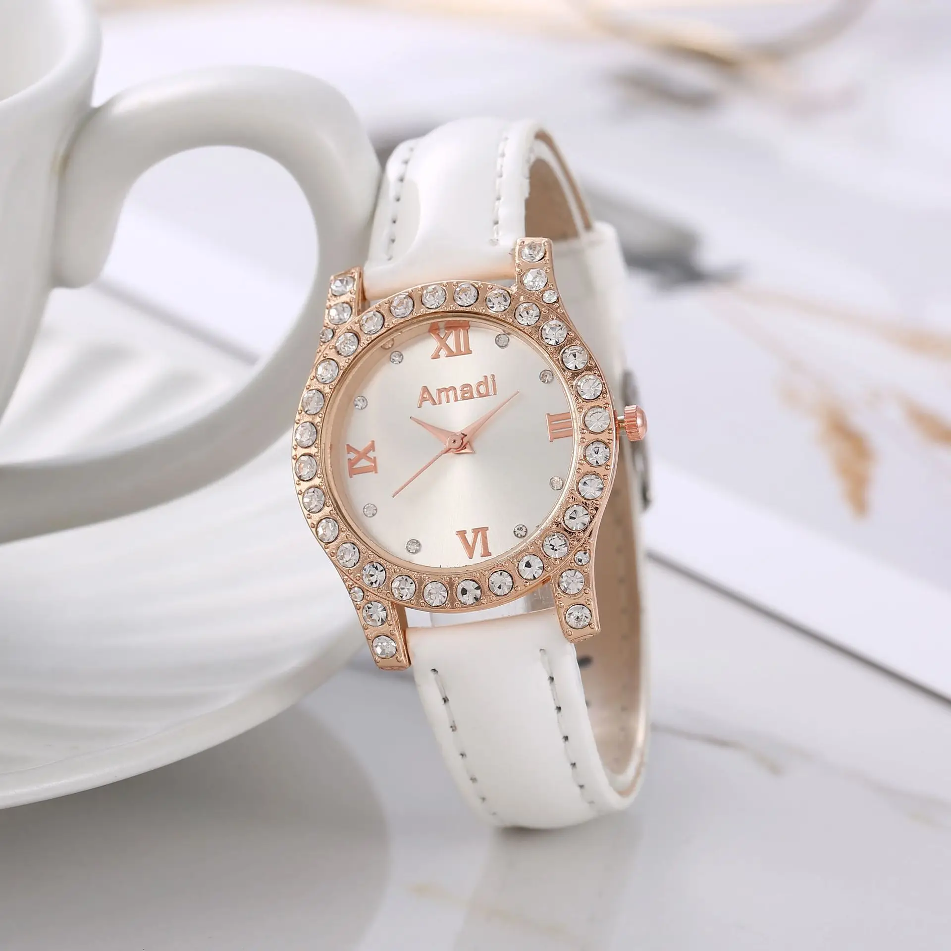 

Роскошные классические часы, золотой мужской стальной ремешок, римская шкала, календарь со стразами, модные мужские кварцевые наручные часы Relogio Masculino