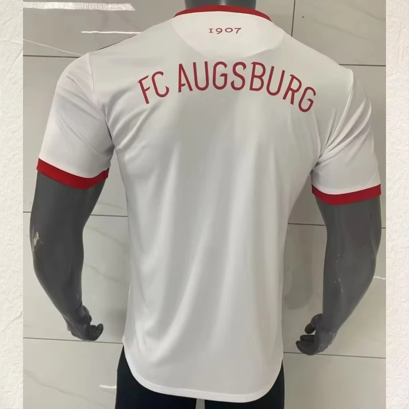 25-26 Bundesliga Augsburg Home Jersey رقم 20 موريس أوغسبورغ إصدار المروحة لكرة القدم جيرسي #1