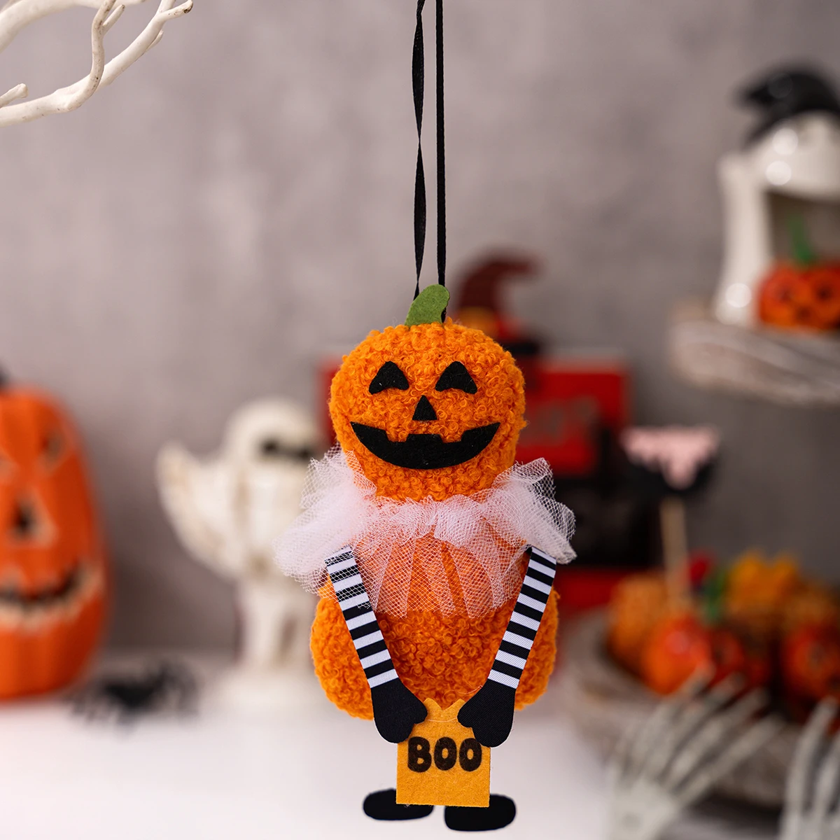 Halloween-Hängedekoration – gruselige schwarze Katze, Kürbis, Geister-Schädel-Ornament für die Heimparty – Detail 6