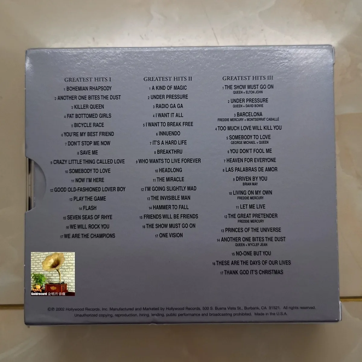 ชุดซีดีอัลบั้ม Queen รุ่น Greatest Hits I, II และ III - คอลเลกชันเพลงร็อคคลาสสิกสำหรับแฟนคลับควีนและนักสะสมดนตรีร็อค