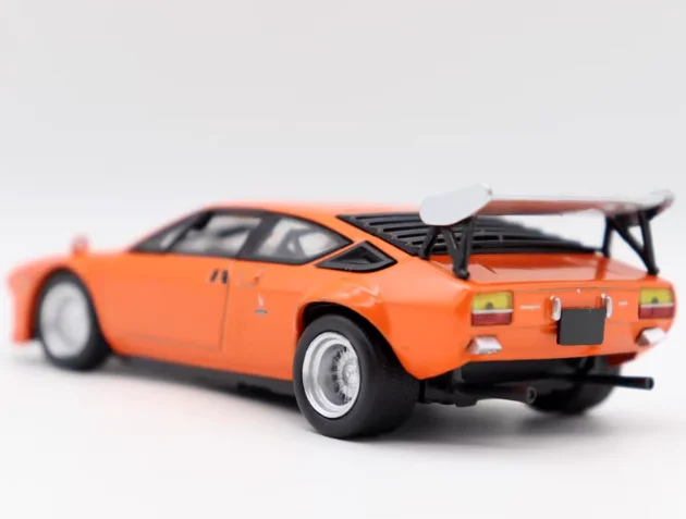 1: 43 1974 Italian vintage racing model  Alloy finished product model