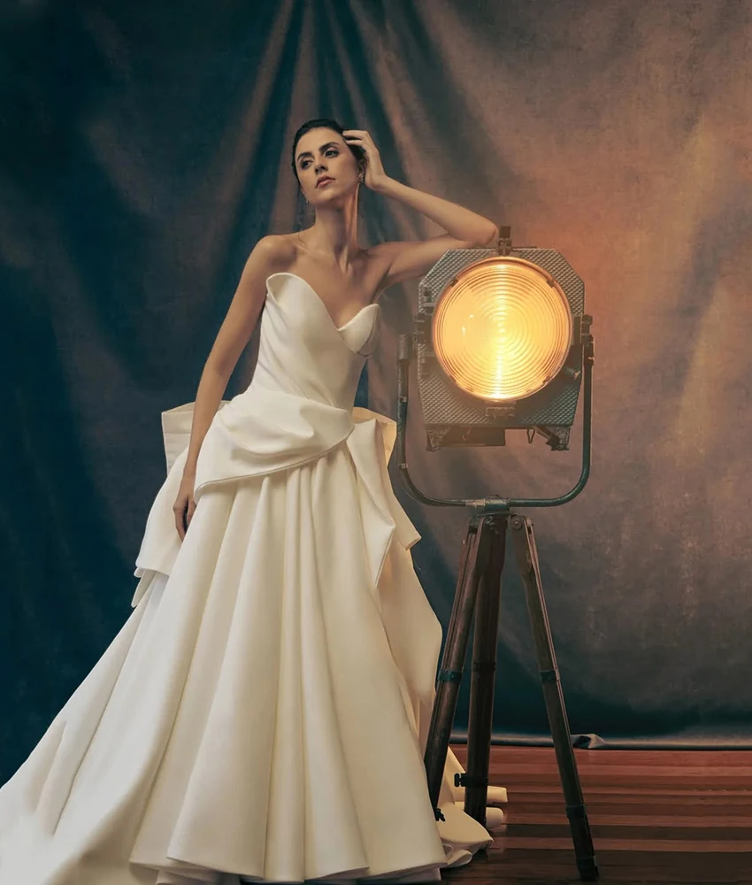 

MCDV Customized Graceful Satin A-Line 3D Bow Evening Dress High Quality Sweetheart Sleeveless Floor Length Women Wedding Gowns