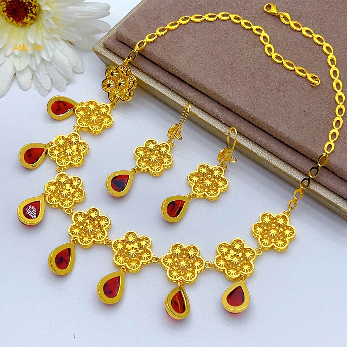 XUHUANG Nigeria Bridal Crystal Charm Necklace/Bracelet/Earrings/ Set With Tassel Arab Party Jewelry Sets for Dubai Wedding Gifts