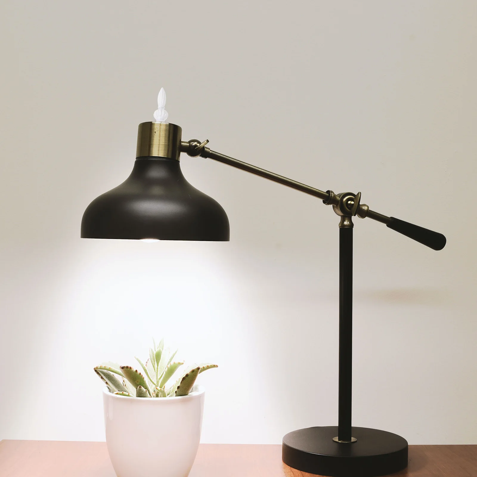 

Creative Lamp Finial Decorative Shade Adapter Cap for Floor Table Lamp Light Fixture Base Horn Topper Decoration Screw Knob