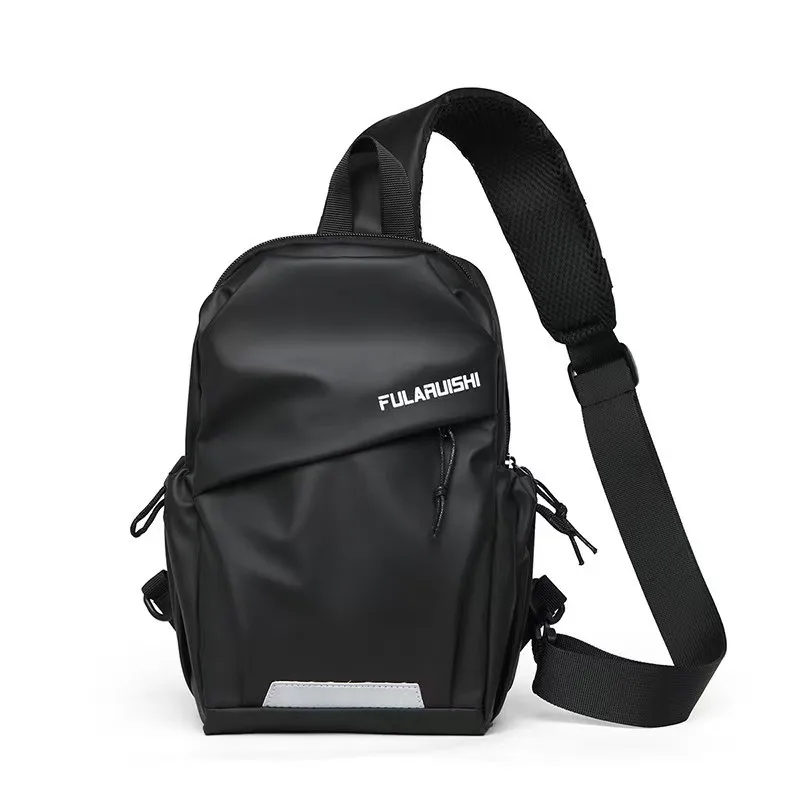 

Chest bags, sling bags, and crossbody bags are suitable for travel and outdoor hiking.