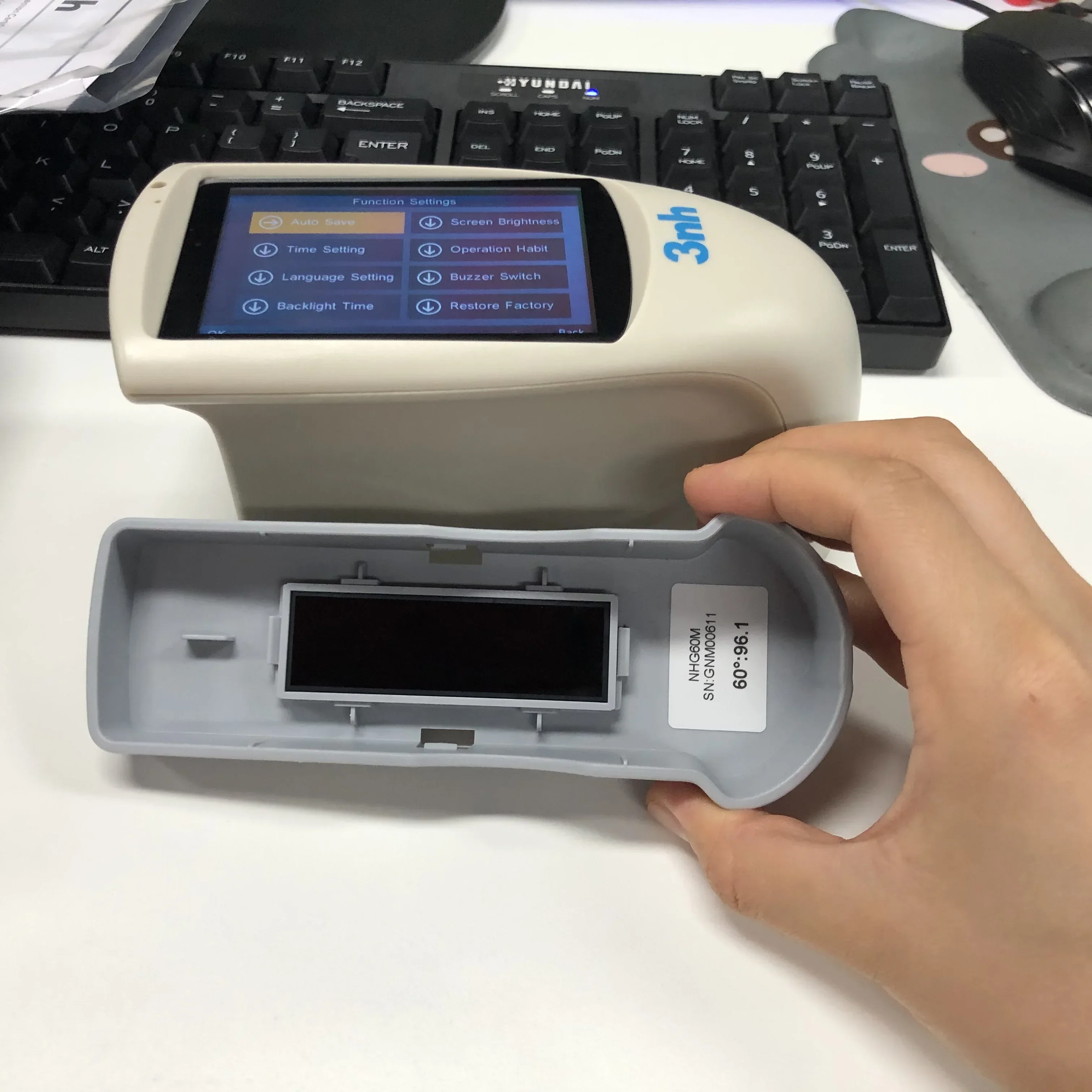 

3nh NHG60M цифровые 1,5*2 мм ручные глянцевые метры с небольшой диафрагмой 0-1000 Gu