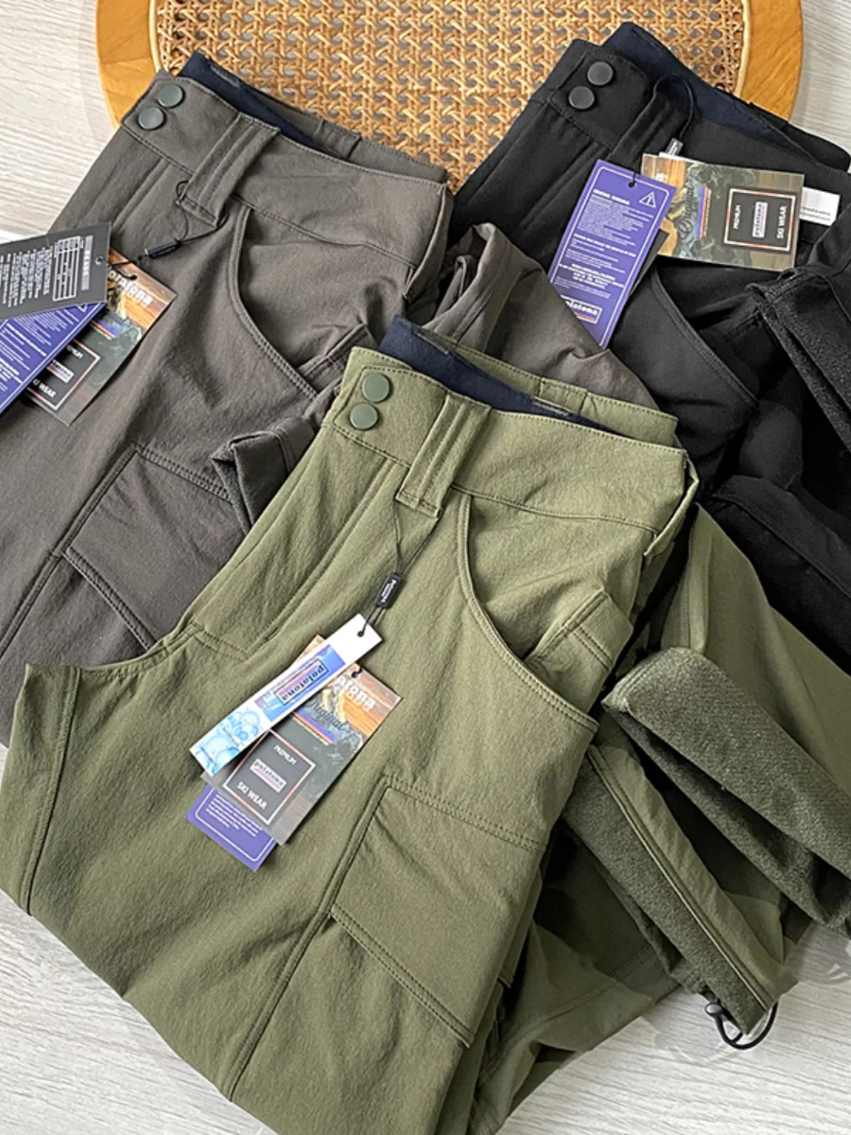 

Outdoor Men's Qui Dry Lightweight Multi-Purpose Tactical Soft ell Cargo Pants Breathable Casual Trousers Spring 2024
