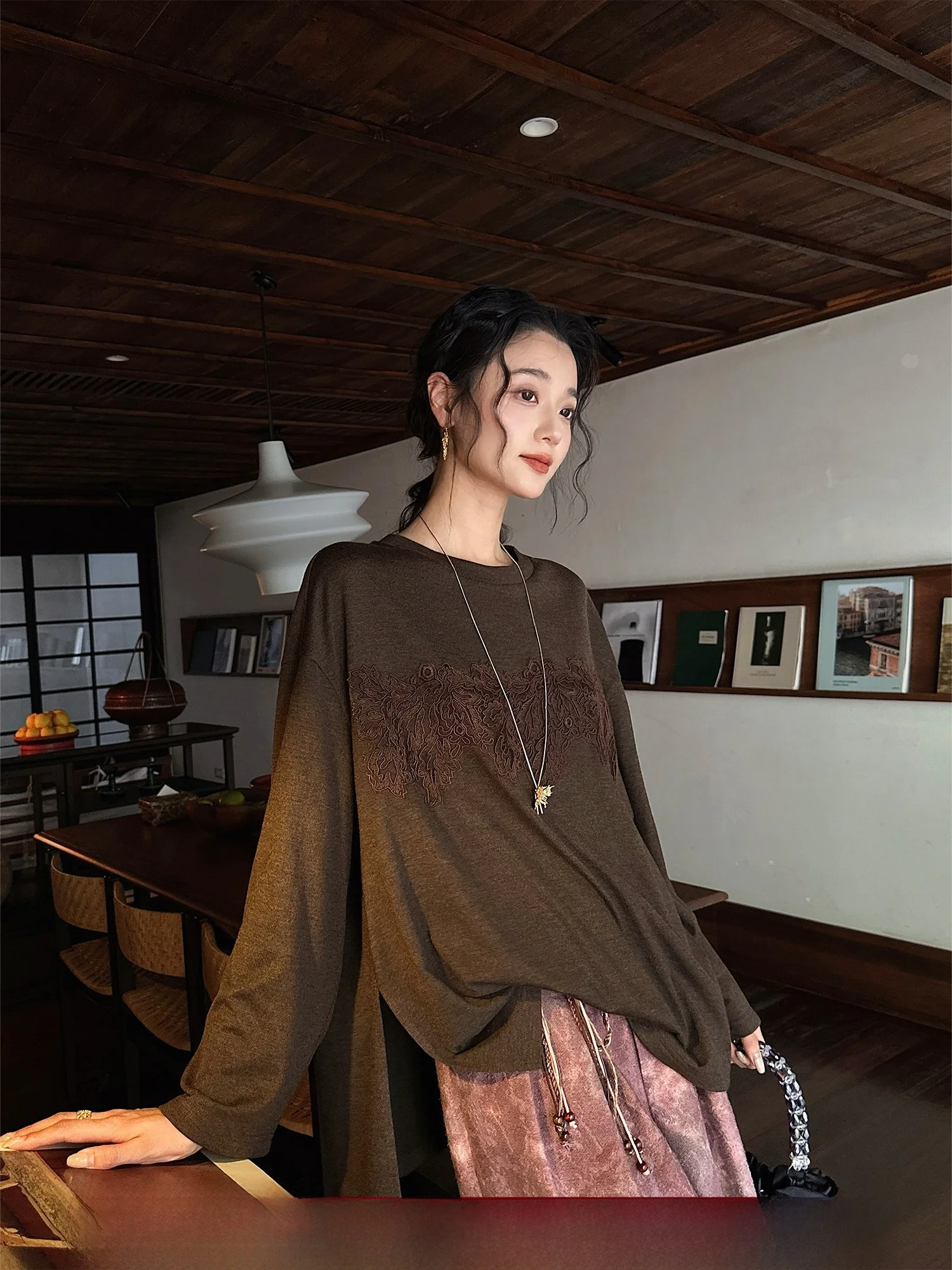 

Женская футболка Sanji Bla Flower Lazy Long Sve из шерсти с кружевом, повседневная, свободного кроя, на лето и раннюю осень