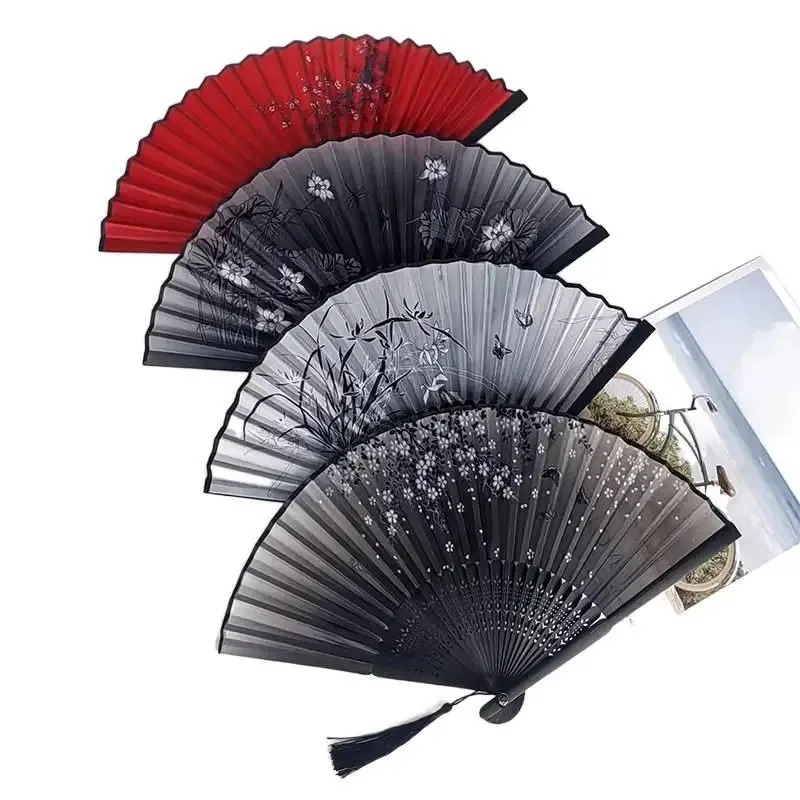 Éventail à main pliant en soie Vintage, en bambou chinois et japonais, cadeaux artisanaux pour femmes, accessoires de spectacle de danse, ornements de décoration pour la maison
