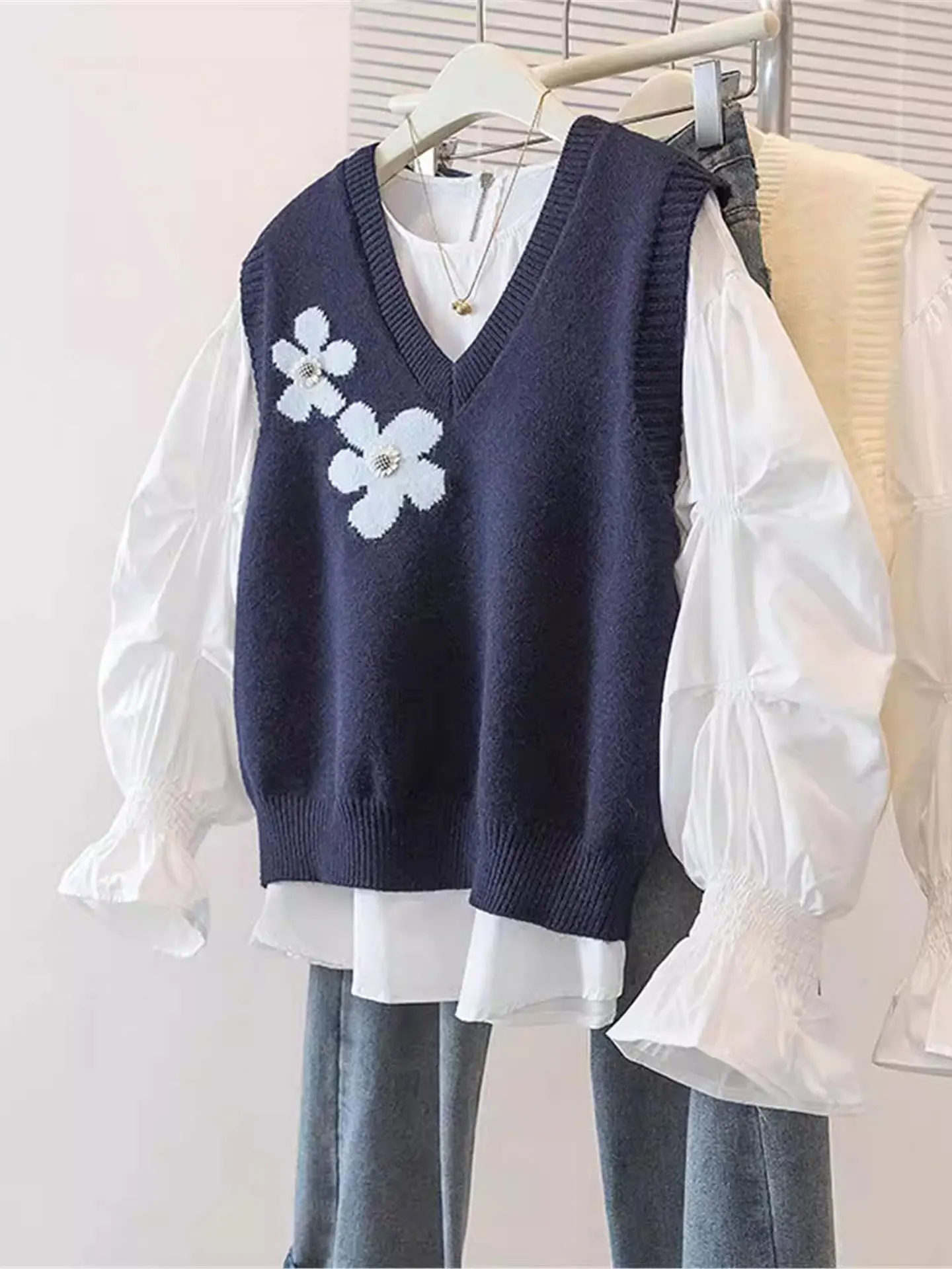 

Faionable V-Ne Knitted Sweater And Long Sve irt plus Size Women's Outfit Winter 2025 Two-Piece Set Korean Sle Slim...