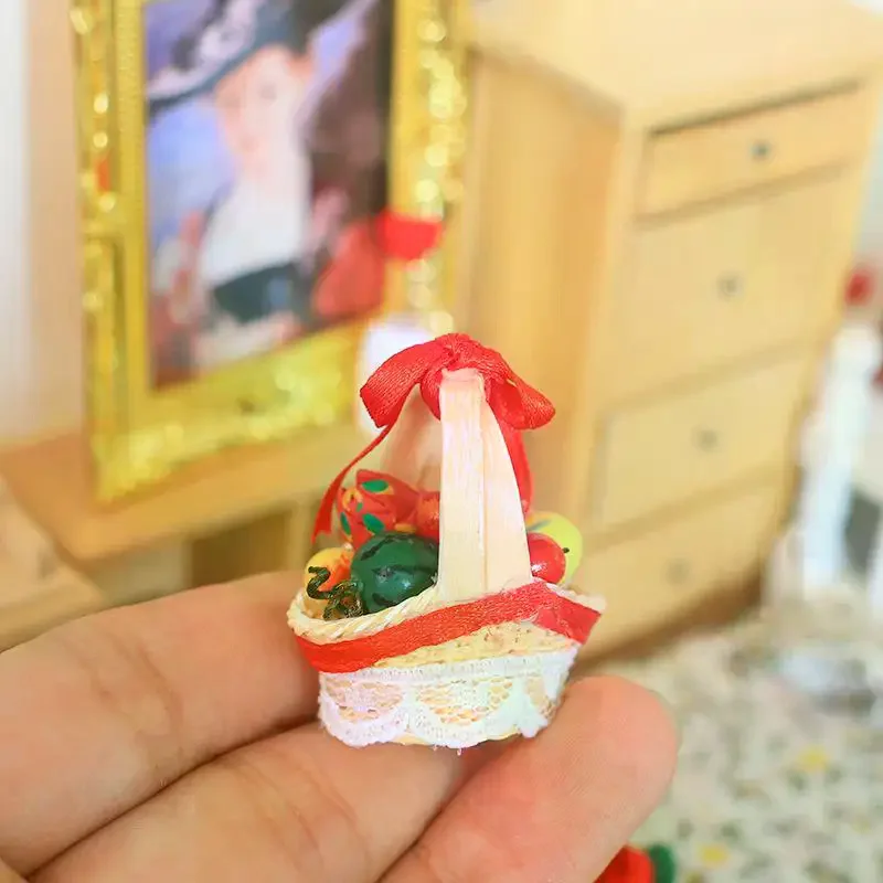 Cesto di Frutta in Miniatura 1/12 per Casa delle Bambole, Decorazione per Scenari in Miniatura, Ornamento per Cucina Giocattolo, Accessorio per Casa delle Bambole