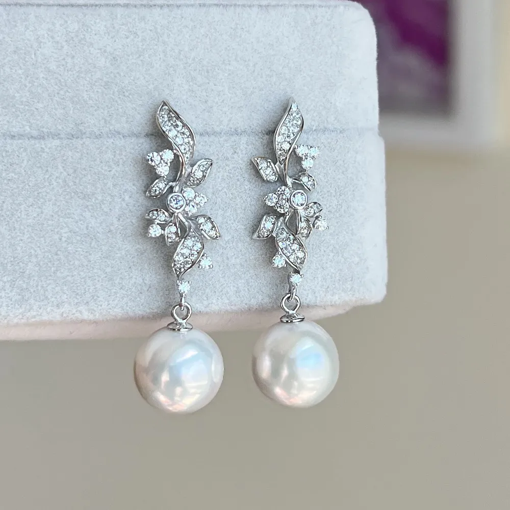 

Natural Japanese round white pearl earrings AAAA10-11mm beautiful floral earrings 925S