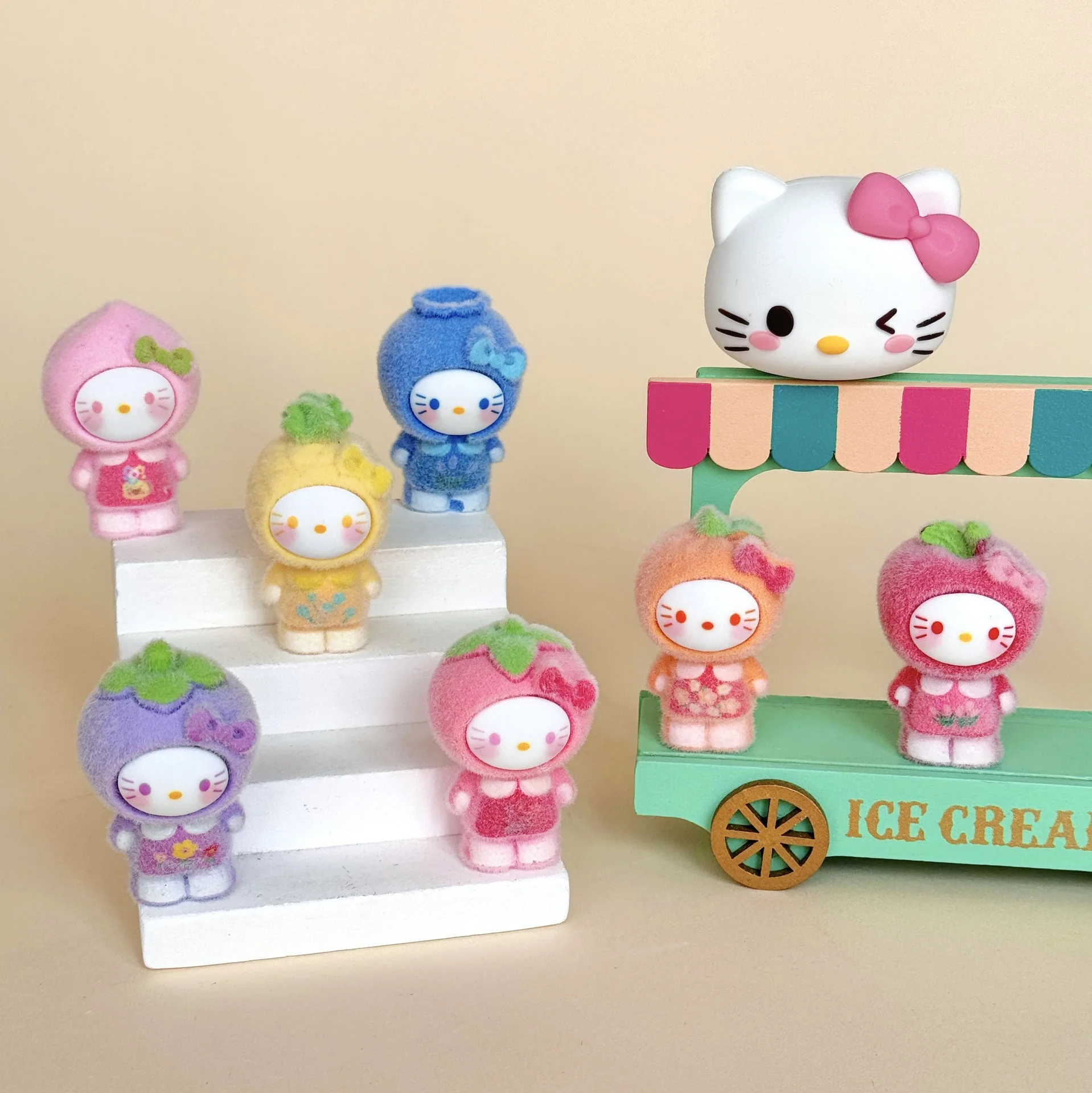 

New model park KT cute figurine DIY jewelry pendant keychain doll tabletop decoration resin accessory
