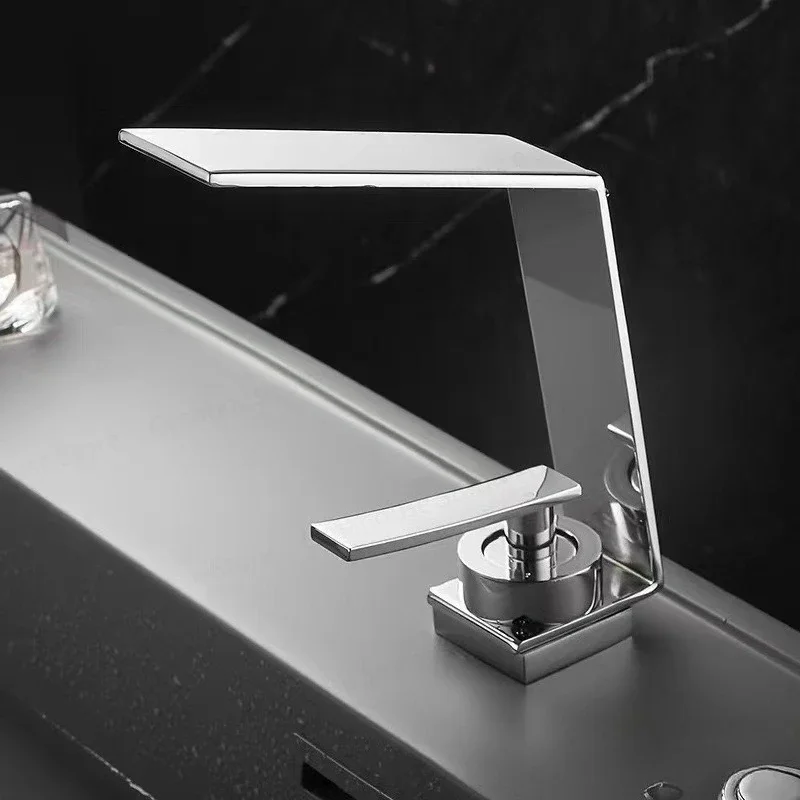 Luxury Bathroom Basin Faucet  Modern Single Hole Hot&Cold for Bathroom Faucet Deck Mounted Various Basin Sink Tap
