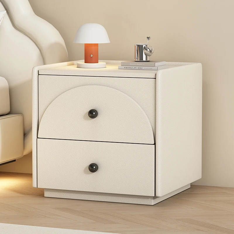 Luxury Nordic Bedside Table Wood Mini Storage Cute Rattan Mobile Modern Nightstands Mobile Meuble De Rangement Home Furniture