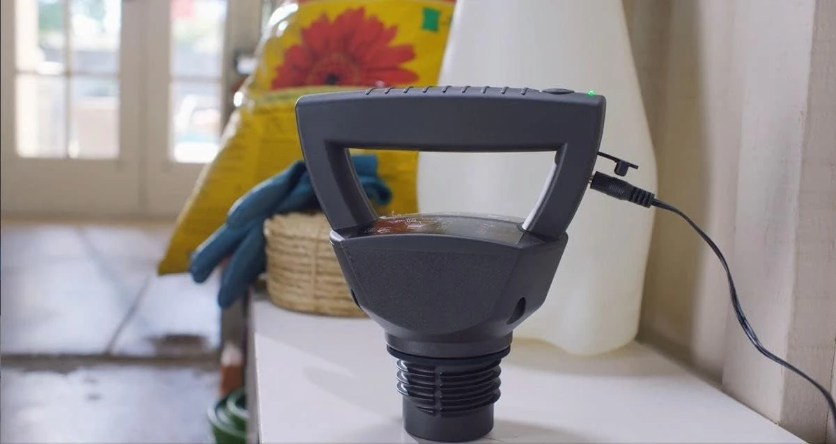 

Garden Sprayer Pump | Pump Head and Charger Only | Lawn and Garden | 24 Gallons Per Charge