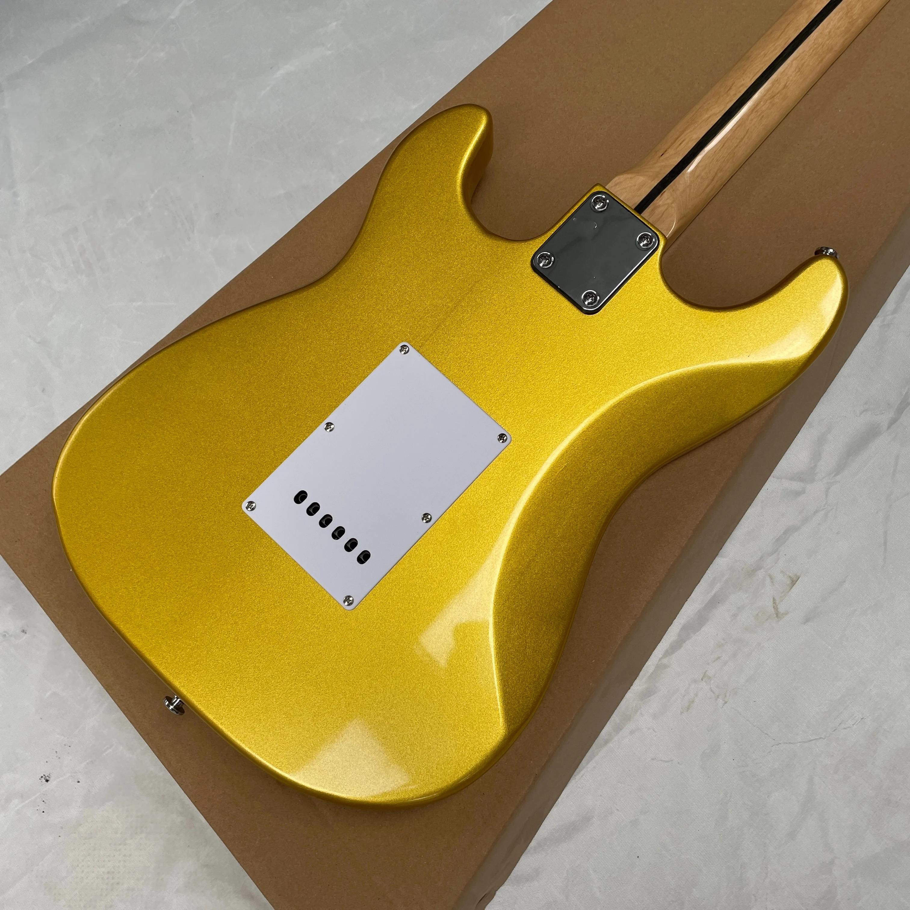 Gold-plated pink lacquer electric guitar, single-coil pickup electric guitars, silver hardware electric guitarra view 6