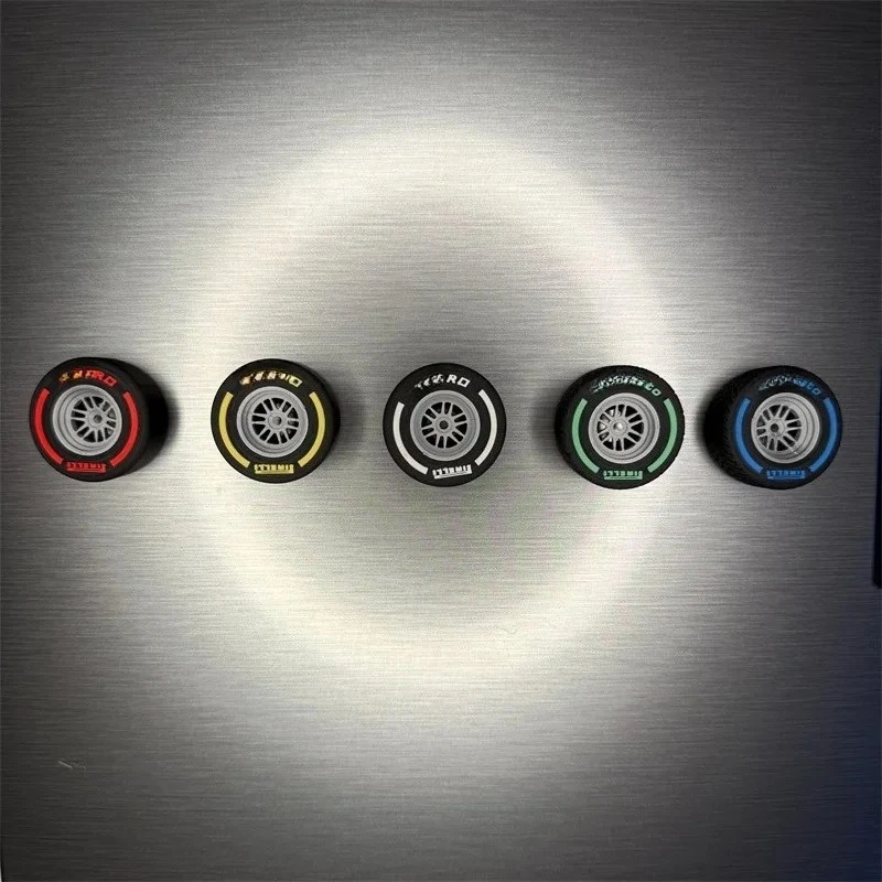 1 مجموعة ثلاثية الأبعاد مغناطيس الثلاجة F1 طبق الاصل الإطارات ديكور المنزل الحلي ، مغناطيس الثلاجة ، موضوع السباق الهدايا لمحبي F1 #3