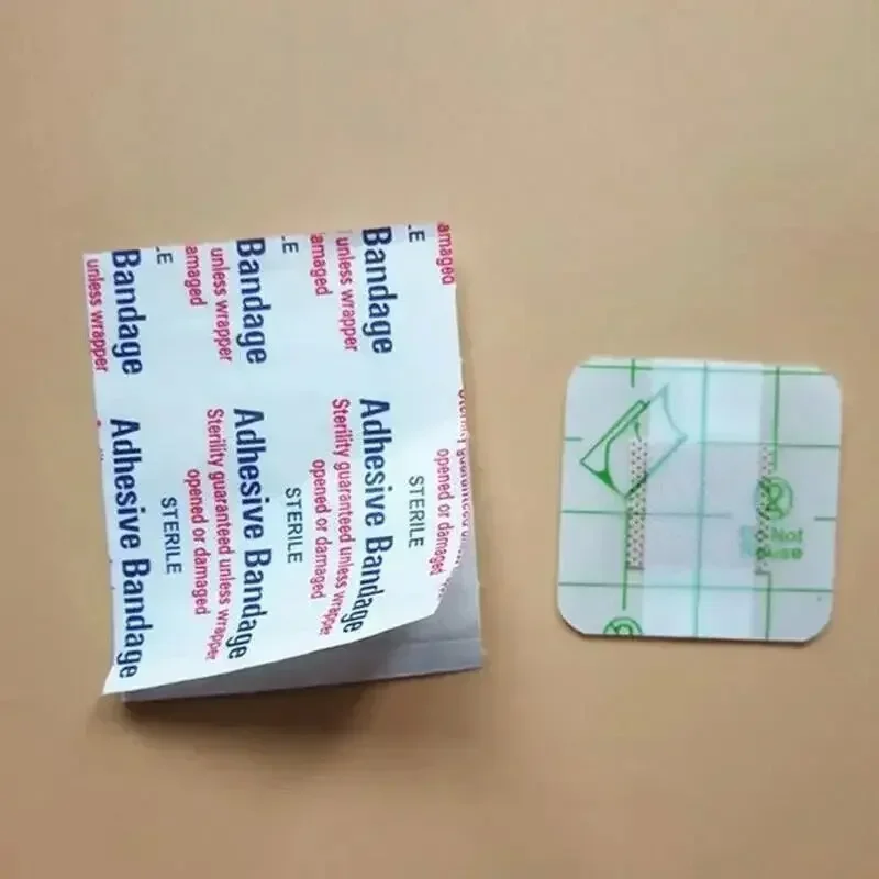 

First Aid for Cuts and Abrasions, Waterproof Medical Wound Patch,25Pcs Square Bandage for Children
