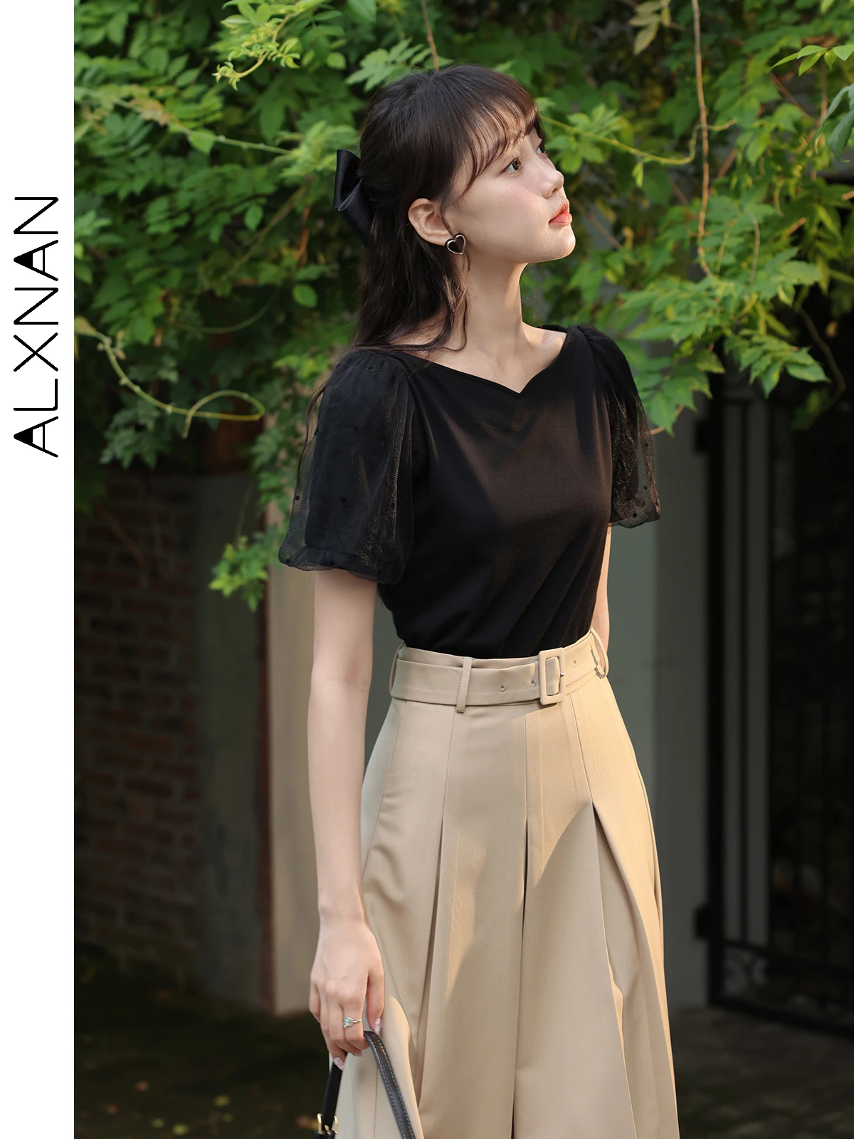 

ALXNAN Short Sleeve Black T-shirt Women 2024 Fashion Patchwork Mesh Summer Tops Womans Solid Tee Shirts Female Clothing LXN25692