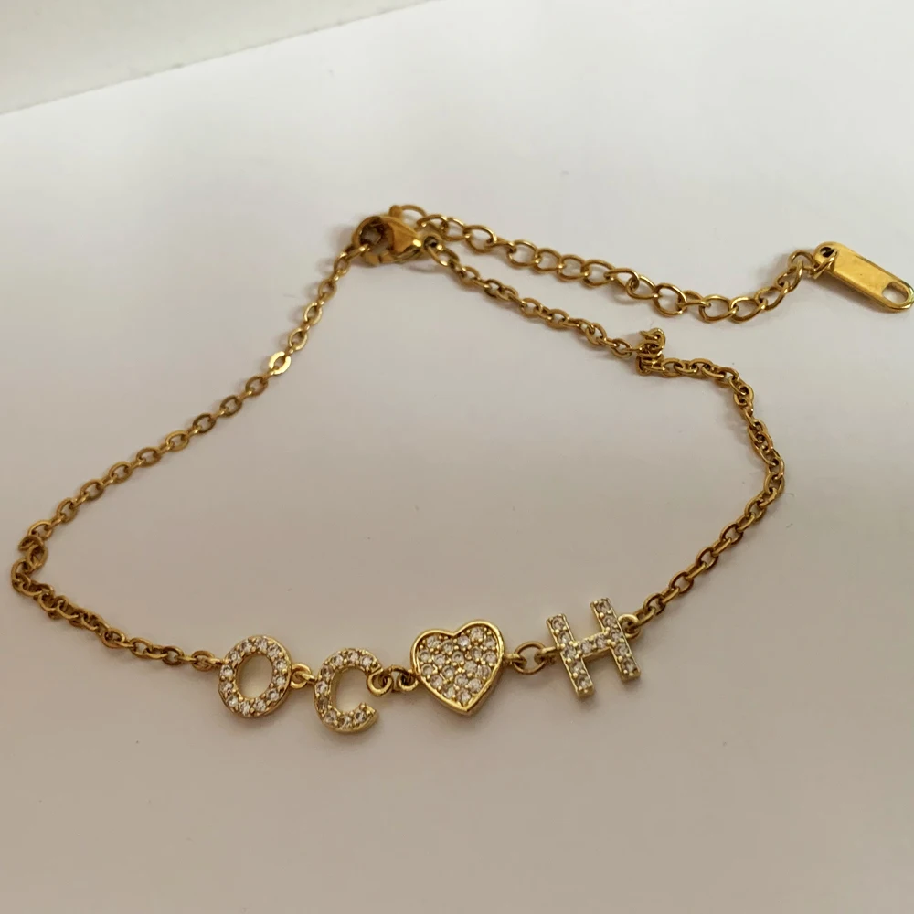 

Customise Copper Zircon Heart with Letters Charms Bracelet Trendy Small CZ Pave Gold Color Steel Link Chain Arm Cuff DIY Jewelry