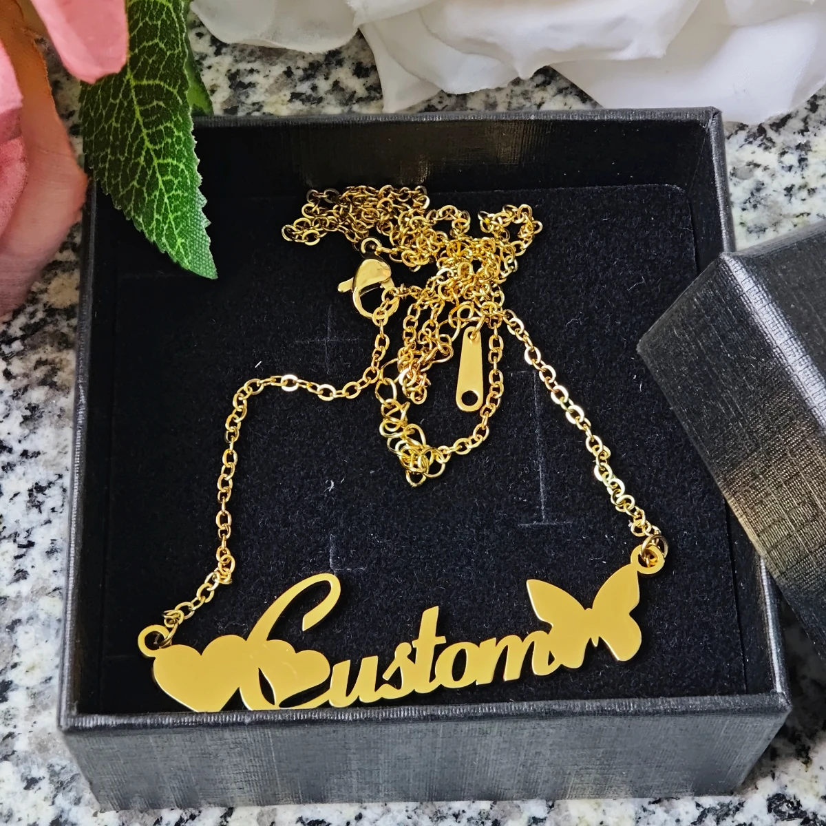 

Customized Stainless Steel Name Necklace Charm Women's Jewelry Love Butterfly Necklace Gift for Family Customized Birthday Gift