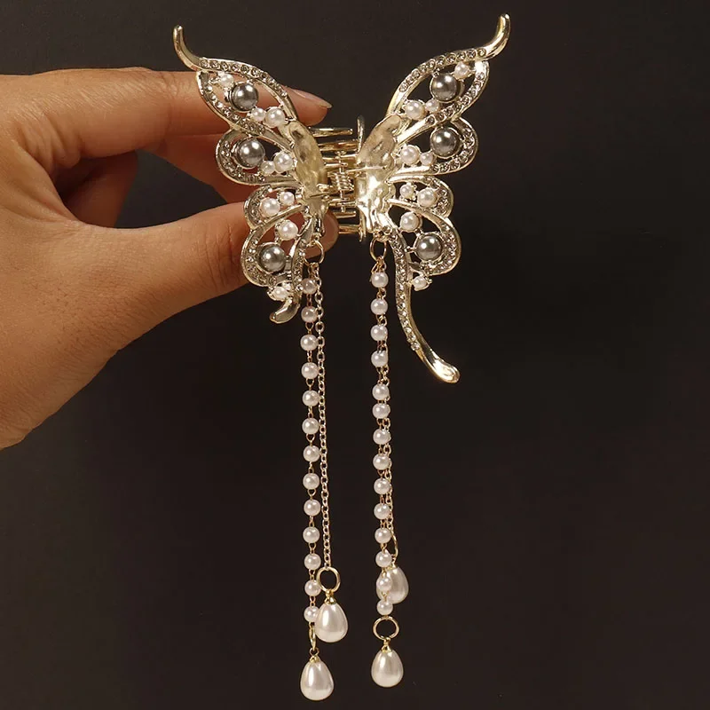 Korean Butterfly Pearl Tassel hair clip Women crystal Simple hair claw clip Shark crab Clips girls Hairpin Hair Accessories