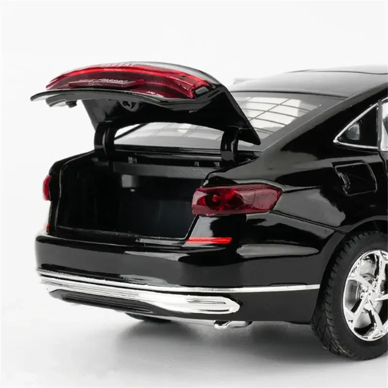 1:24 Passat Magotan Metal Vehicles Car Model Alloy Car Model Diecasts Simulation Sound and Light Collection Toys Gifts