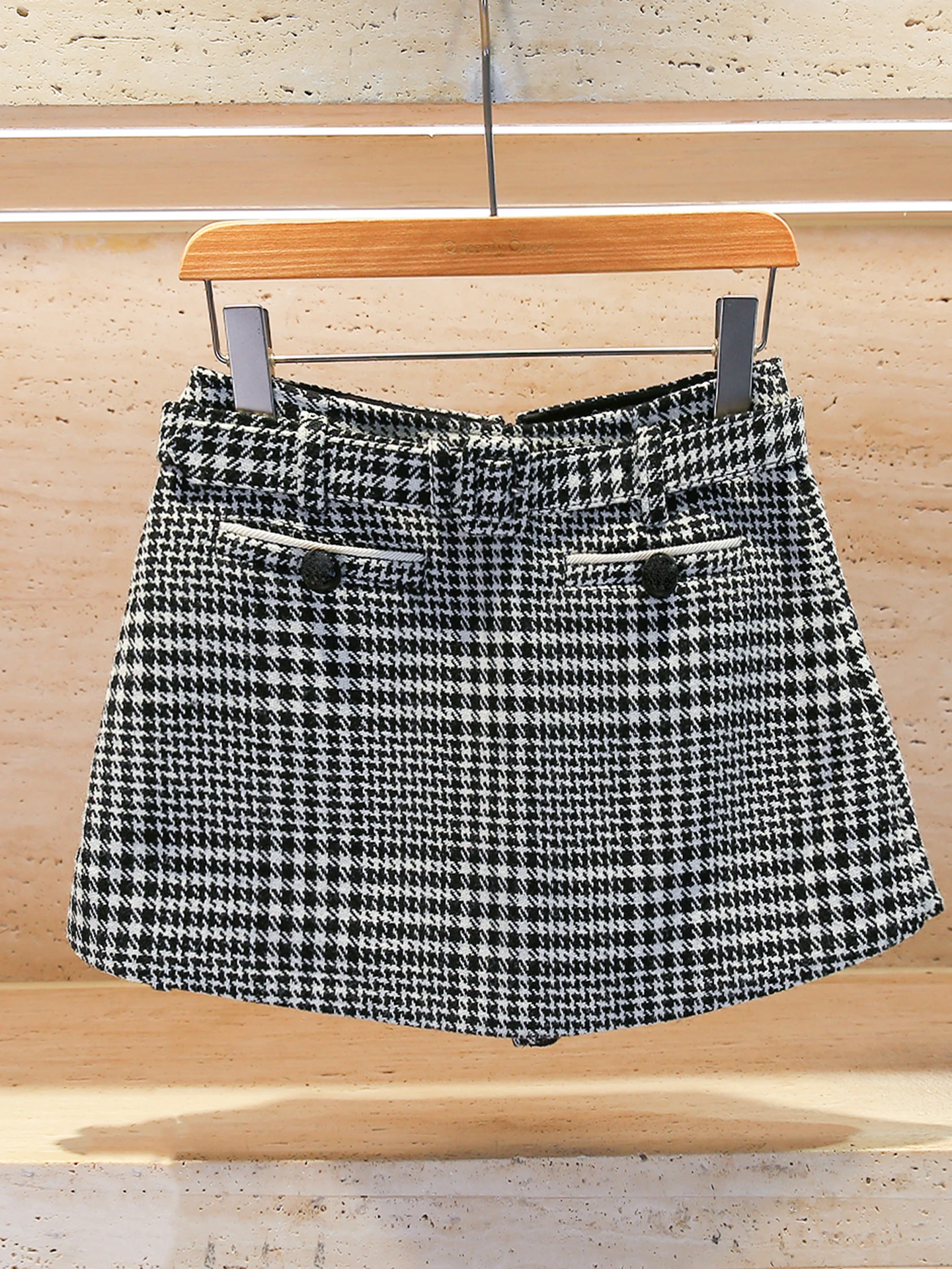 

High Waist Versatile Plaid Skirt Pants Autumn 2025 Retro Commute Sle Ladies' Clothing A-Line Skirt Stand Fit