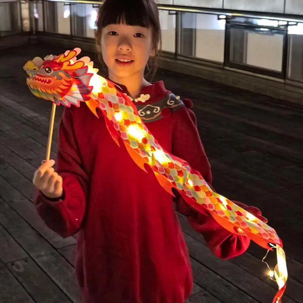 

Chinese Style Children's Loong Lantern Handheld DIY Material Bag Mid-Autumn Festival Lamp Glowing Handmade Dragon Lantern Dance