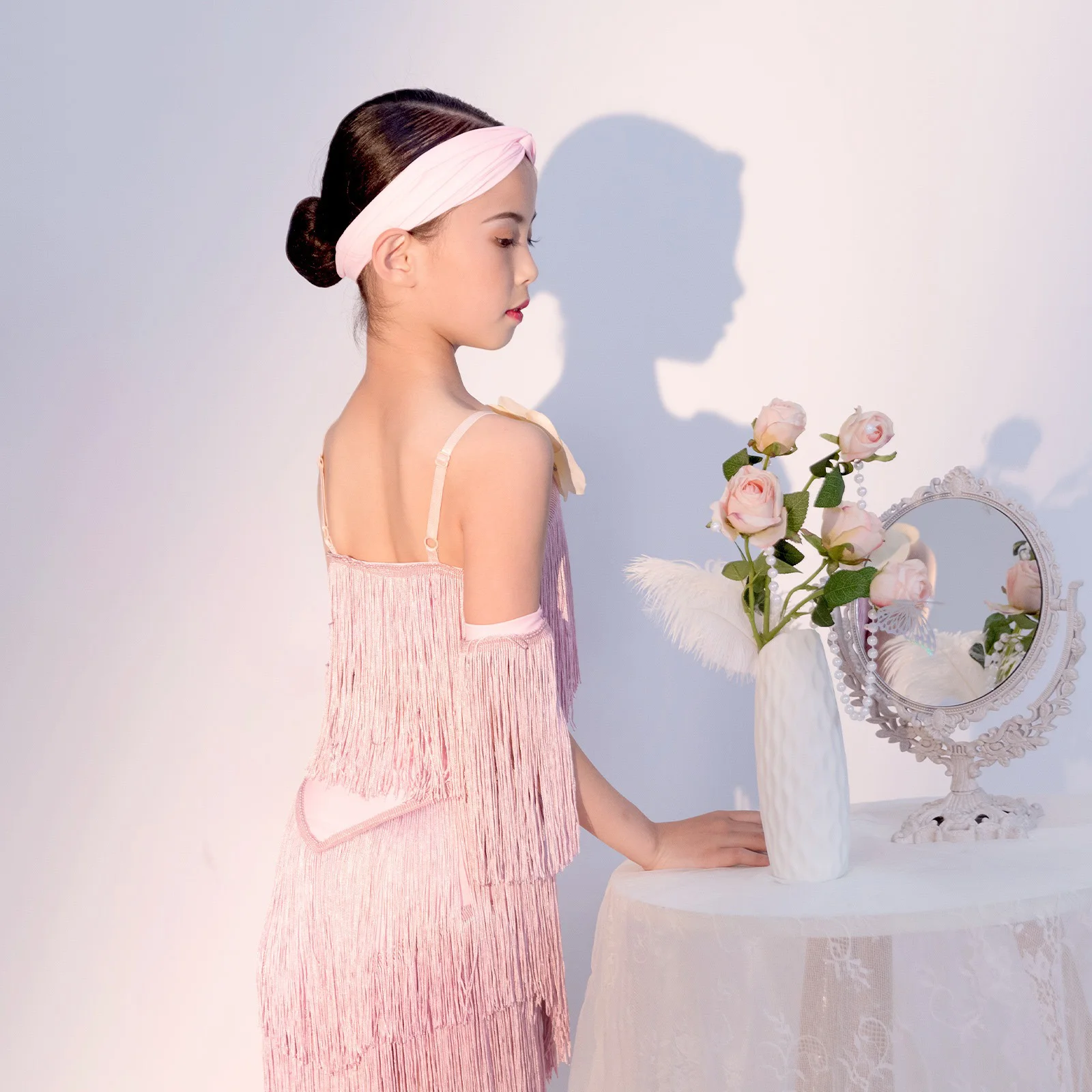 Nouveau rose glands vêtements de danse latine filles vêtements de compétition hauts à franges jupe Cha Cha Samba Rumba Costume de danse DNV23725