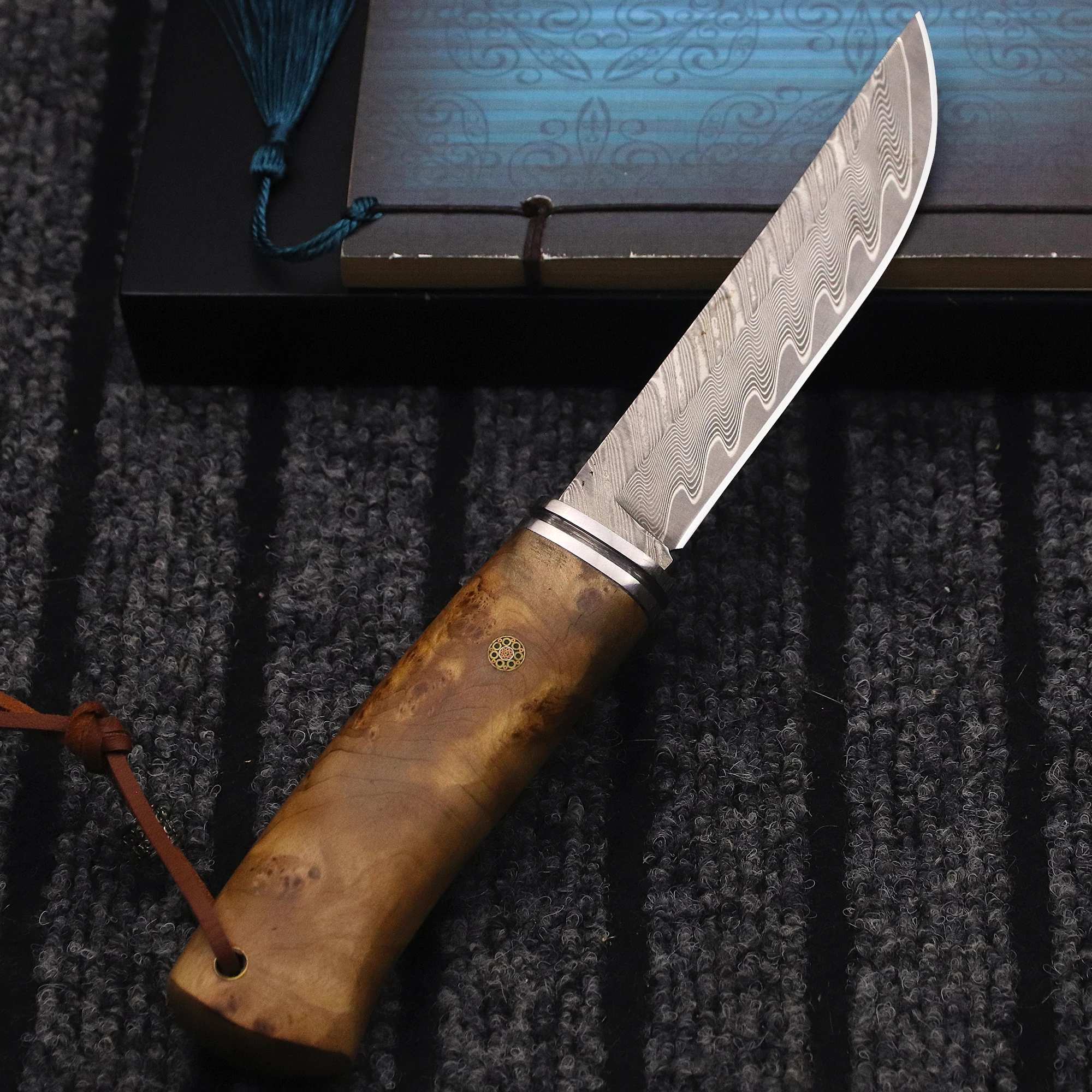 Swedish Damascus Steel hunting straight knife, Hidden wood outdoor survival hunting knife, EDC tool knife, collection gift knife