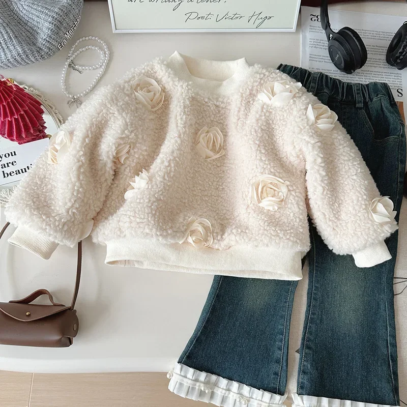 

Теплые мягкие милые бежевые бархатные топы, рубашка для детей от 1 до 8 лет, утепленные толстовки для девочек, пуловер с 3d цветочной аппликацией, флисовый свитер с длинными рукавами