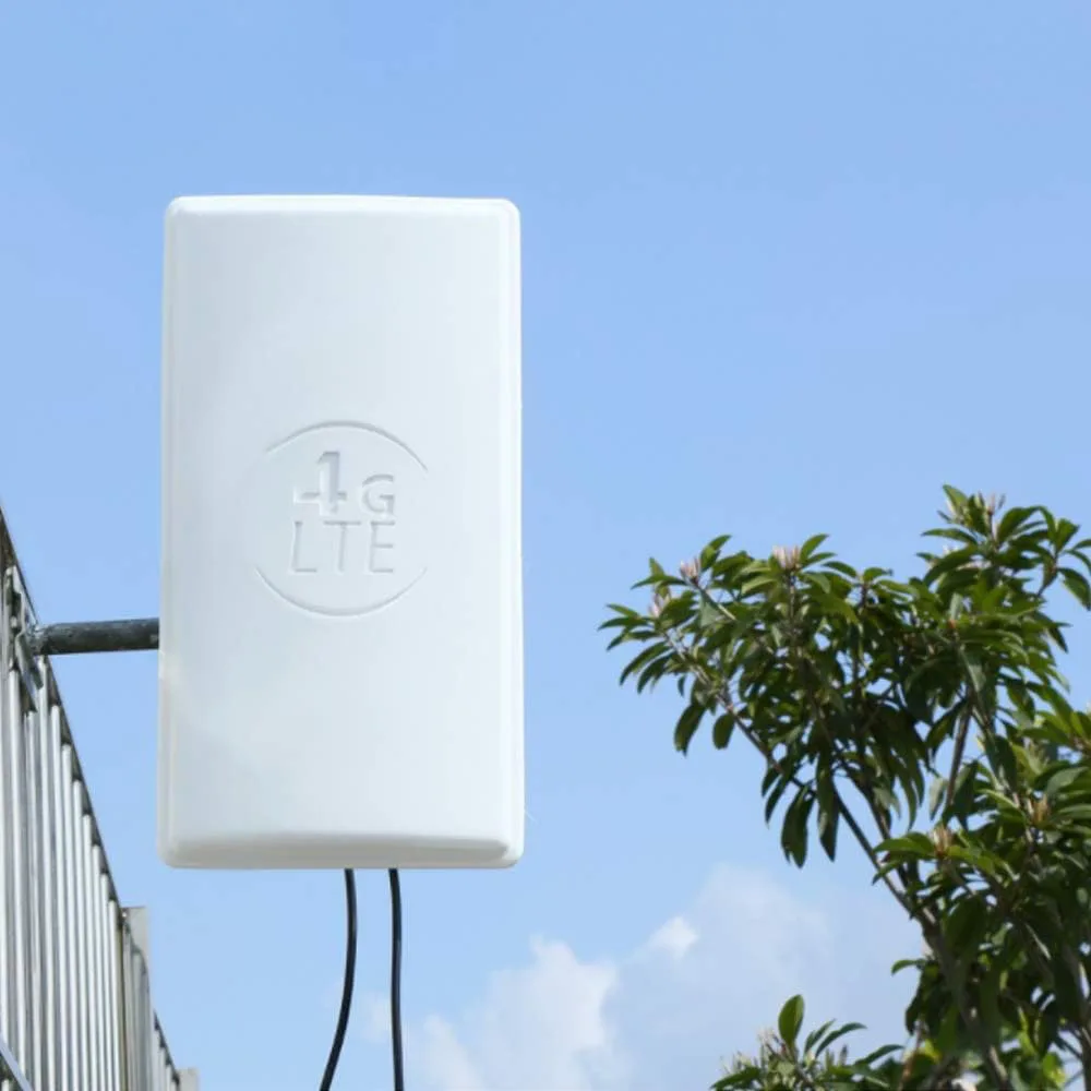 

High Gain Dual Polarization MIMO 4G LTE WiFi Antenna Wide Band 24dBi Long Range Cellular 698-2700MHz for Internet Service