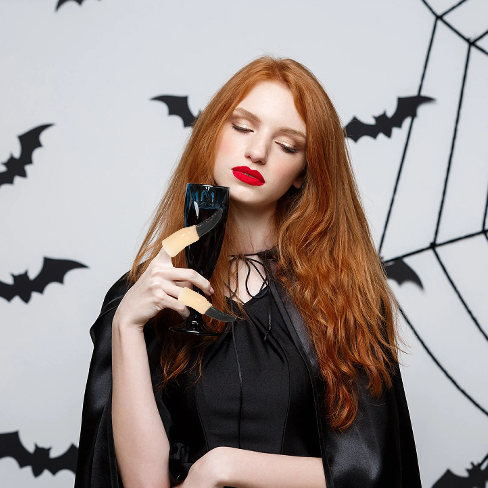 

Halloween Decorative Witch Fingernail Claws Practical Finger Nails Trick Props Cosplay Costume Party Scary Creative Design