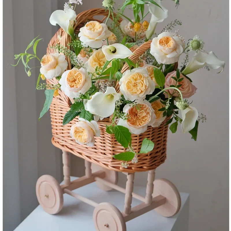 

Ins Wooden Style Baby Cart Creative Rattan Weaving Flower Basket Wedding Decoration Storage Baskets Window Display Small Cart