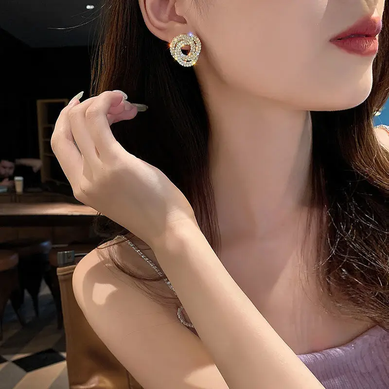 BLIJERY Stylish Geometric Three Circles Hook-ups Gold Silver Color Stud Eariings for Women Aesthetic Temperament Earring Jewelry