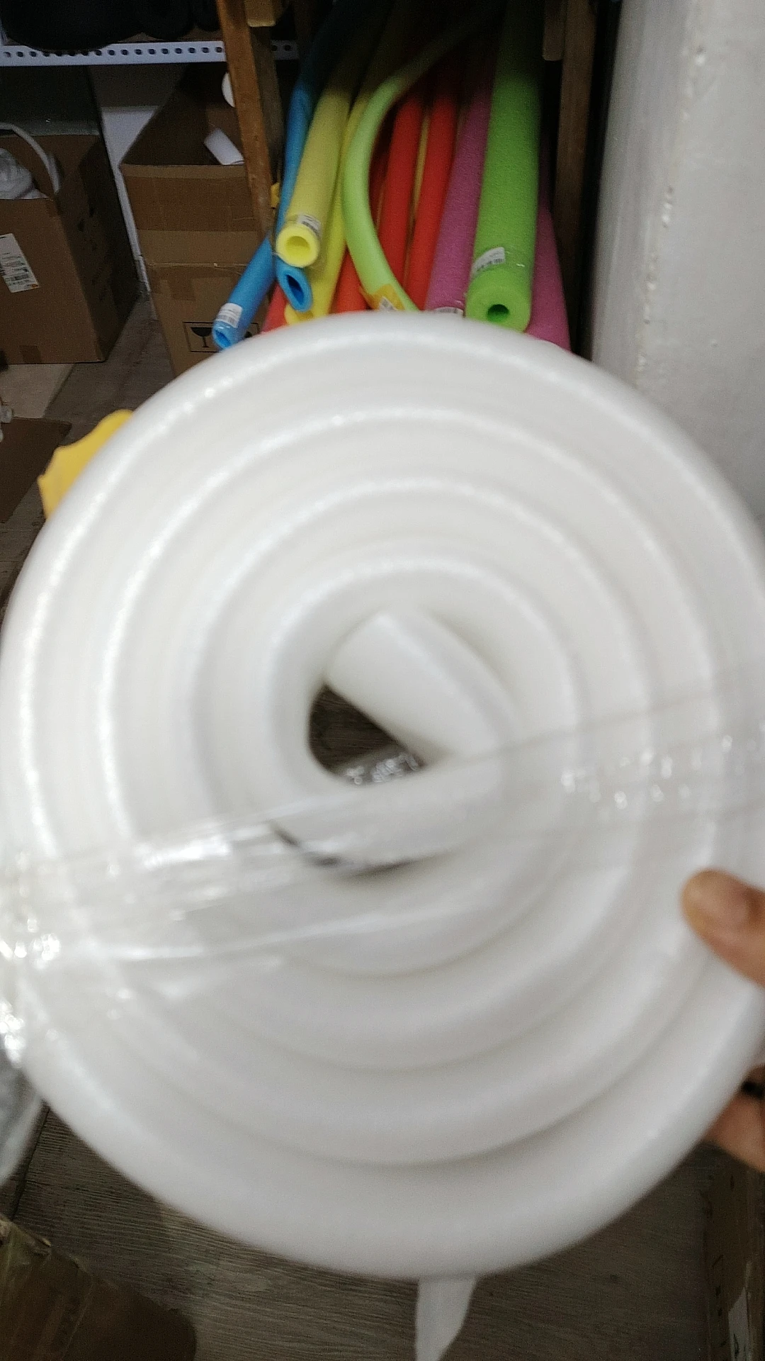 tubo-protetor-de-epe-branco-de-alta-densidade-e-qualidade-tubo-de-espuma-de-algodao-perolado-para-camping