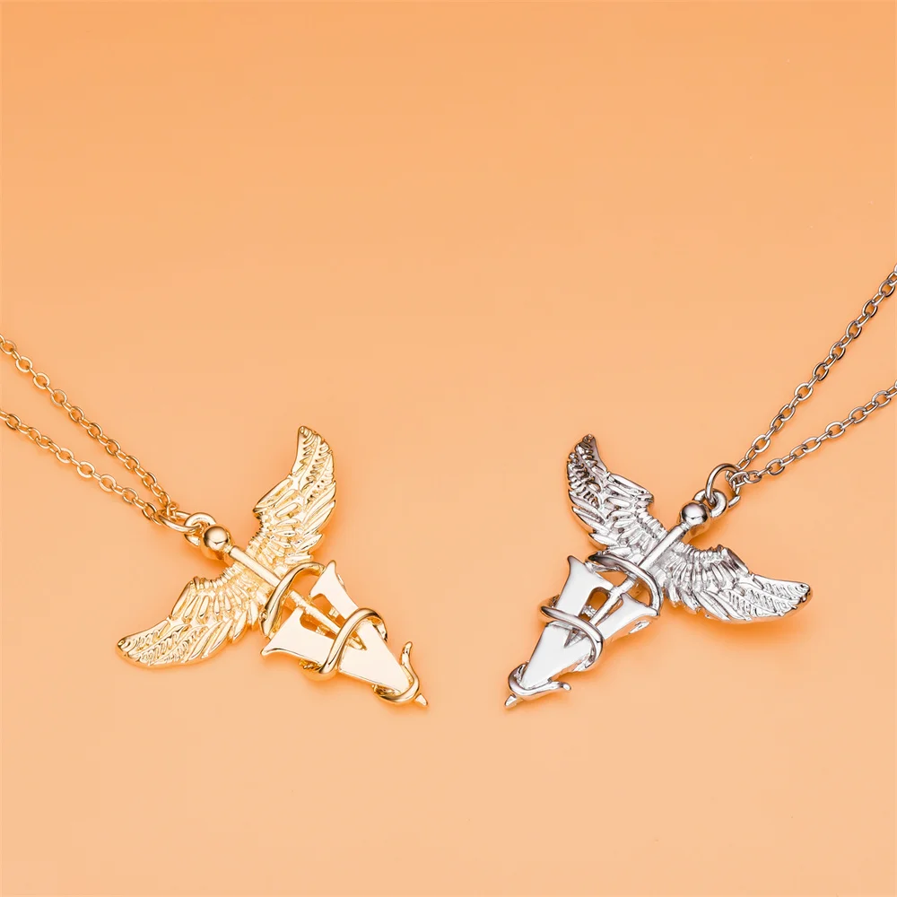 Harong Medical Veterinary Necklace Classic Medical Staff Angel Wings Caduceus Pendant for Medical Students Jewelry Accessories