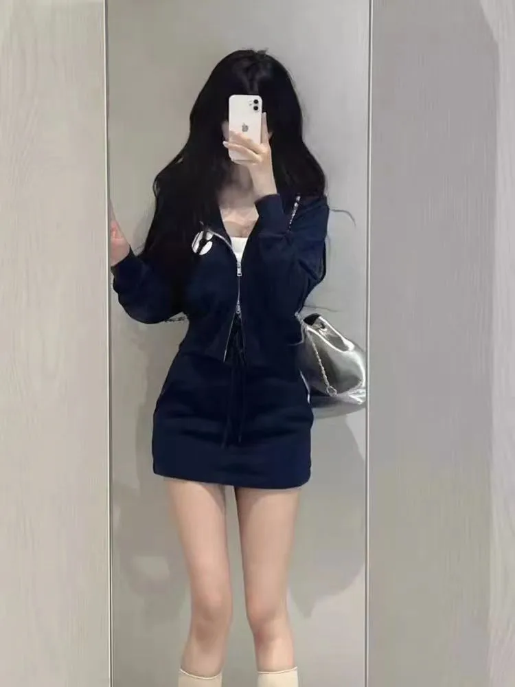 

Gray Sporty Two-Piece Set for Women New Fashion Small Size Hooded Open Cardigan Sweatshirt Wrap Skirt Early Spring Ensemble